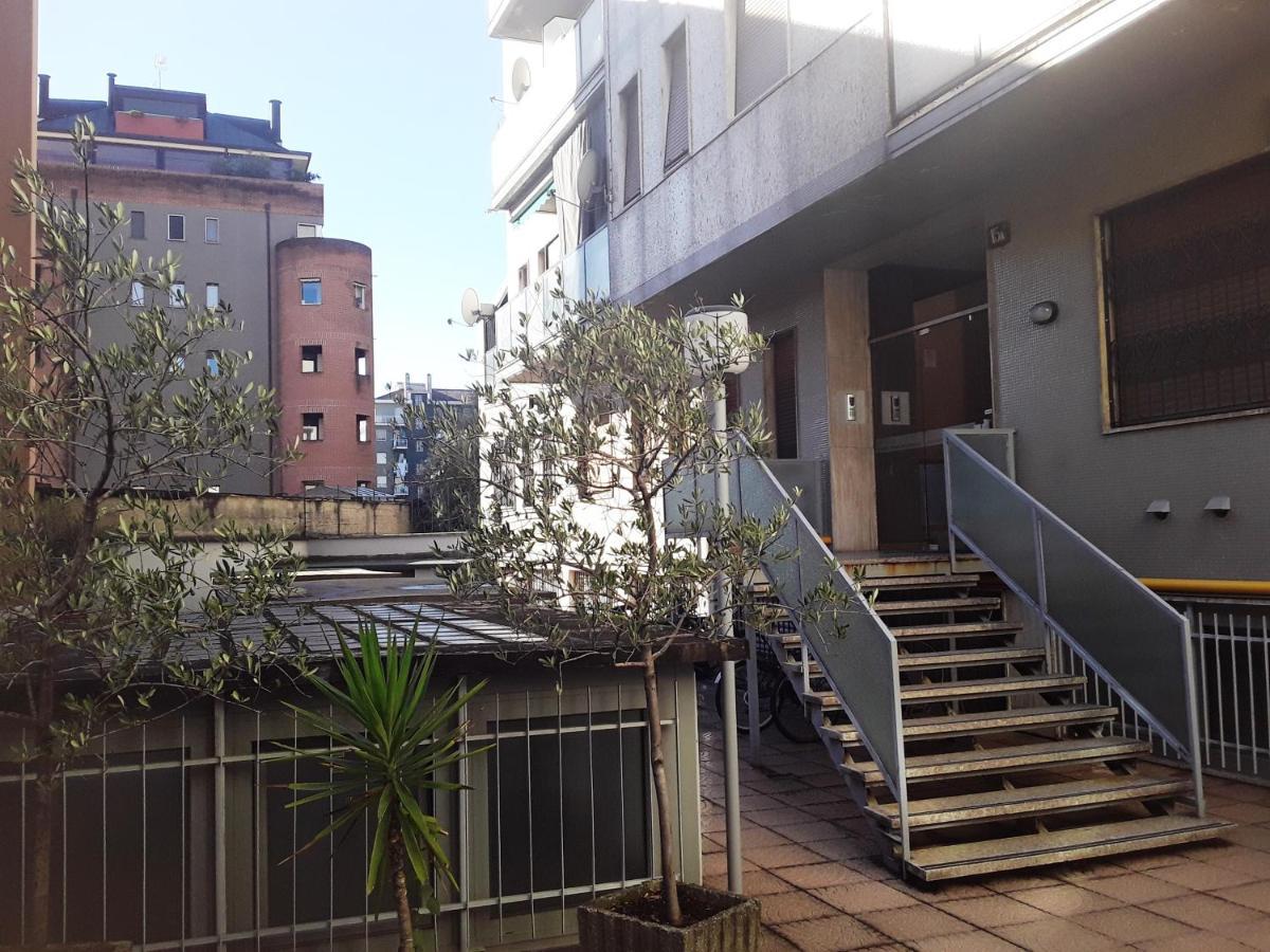Apartamento Camera A Milano Zona Nolo Cimiano Exterior foto